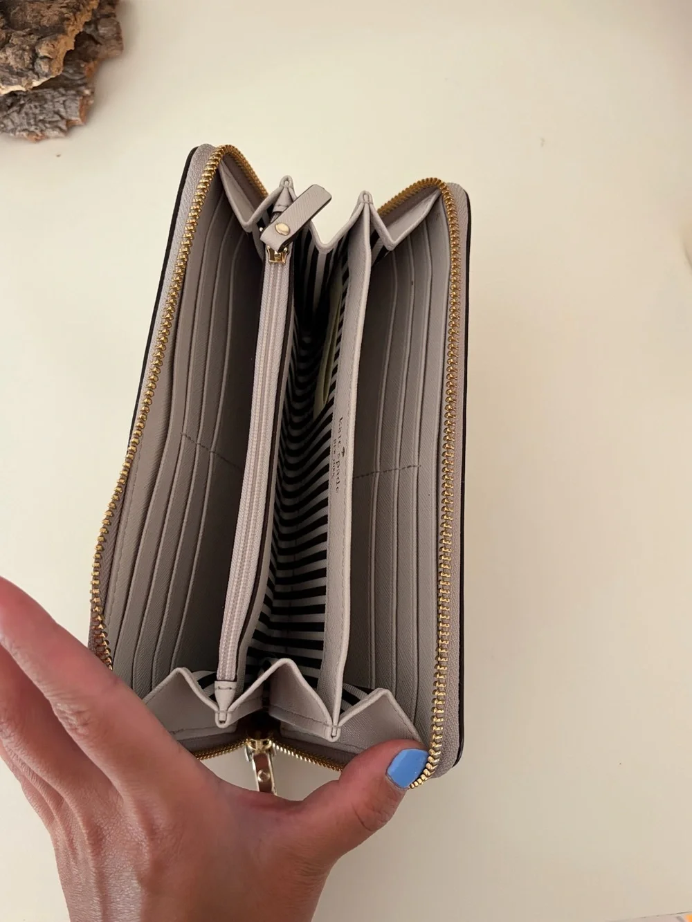 Kate Spade Two-Tone Gray Lavender Zip Wallet